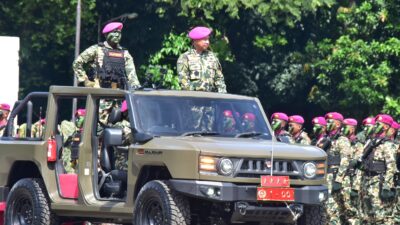 Panglima TNI Dikukuhkan sebagai Warga Kehormatan Pasukan Pendarat Korps Marinir