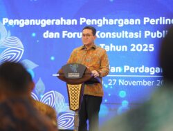 Mendag Anugerahkan Penghargaan kepada 32 Kepala Daerah dan 9 Pelanggan Aktif UPTD III