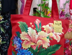 Goresan Estetika dari Jemari seorang Ibu Persit