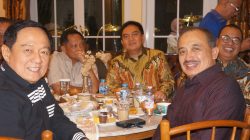 Heboh! Dewi Perssik, Anwar Fuady hingga Tito Karnavian Ramaikan Ultah Toni Tatung ke-67