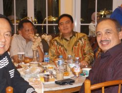 Heboh! Dewi Perssik, Anwar Fuady hingga Tito Karnavian Ramaikan Ultah Toni Tatung ke-67